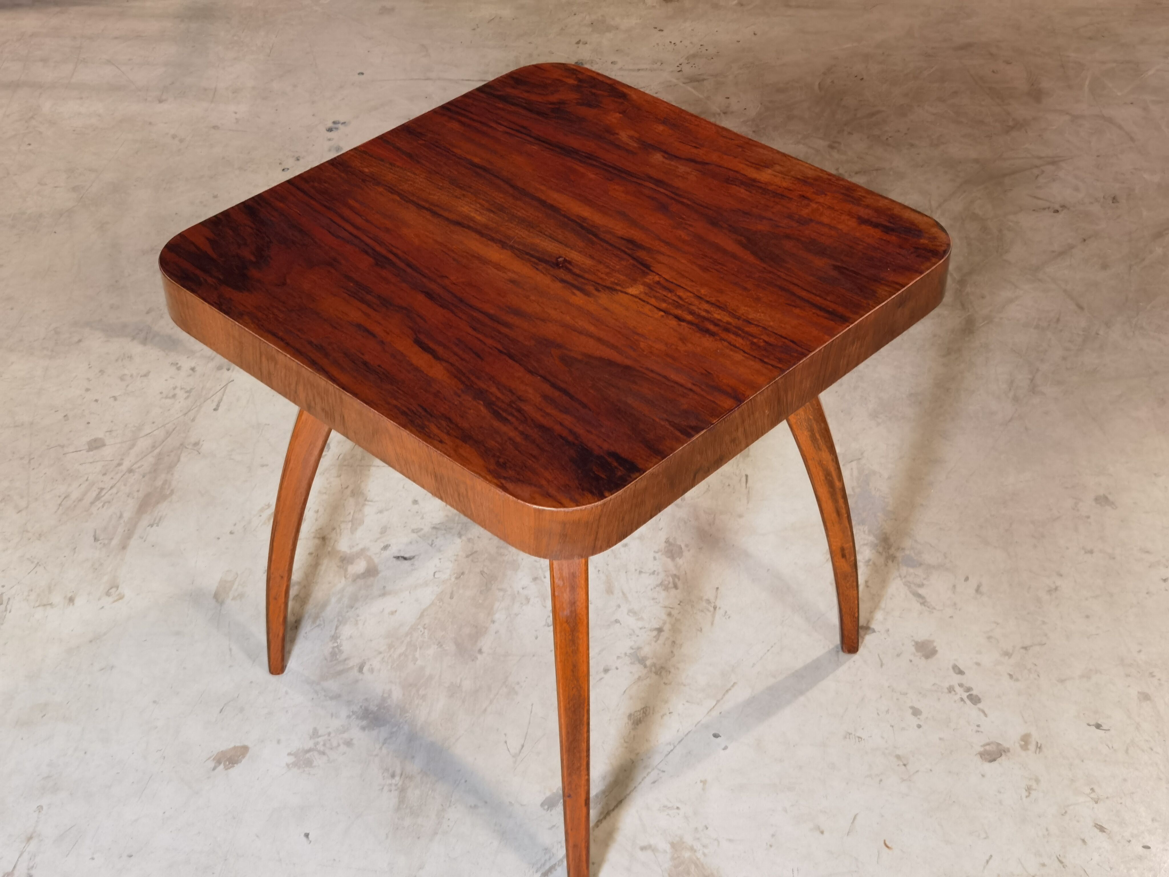 Table H 259 "Spider" Jind-ich Halabala for Cesky Nabytek