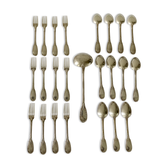 Housewife 24 pieces silver metal