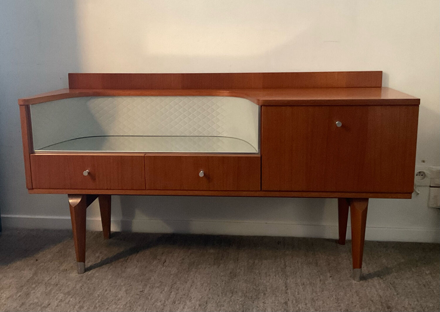 Enfilade Scandinavian tv cabinet of the 60s in teak
