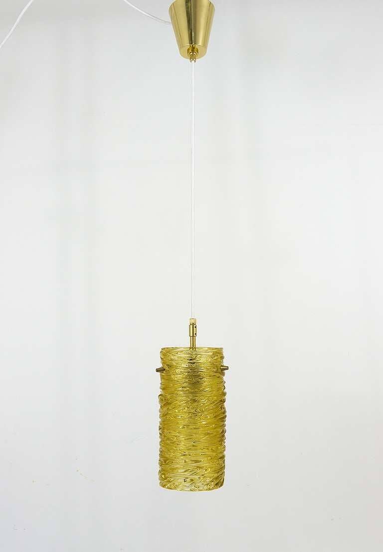 Suspension tube en verre moderniste de J.T. Kalmar de milieu de siècle, Autriche, années 1950
