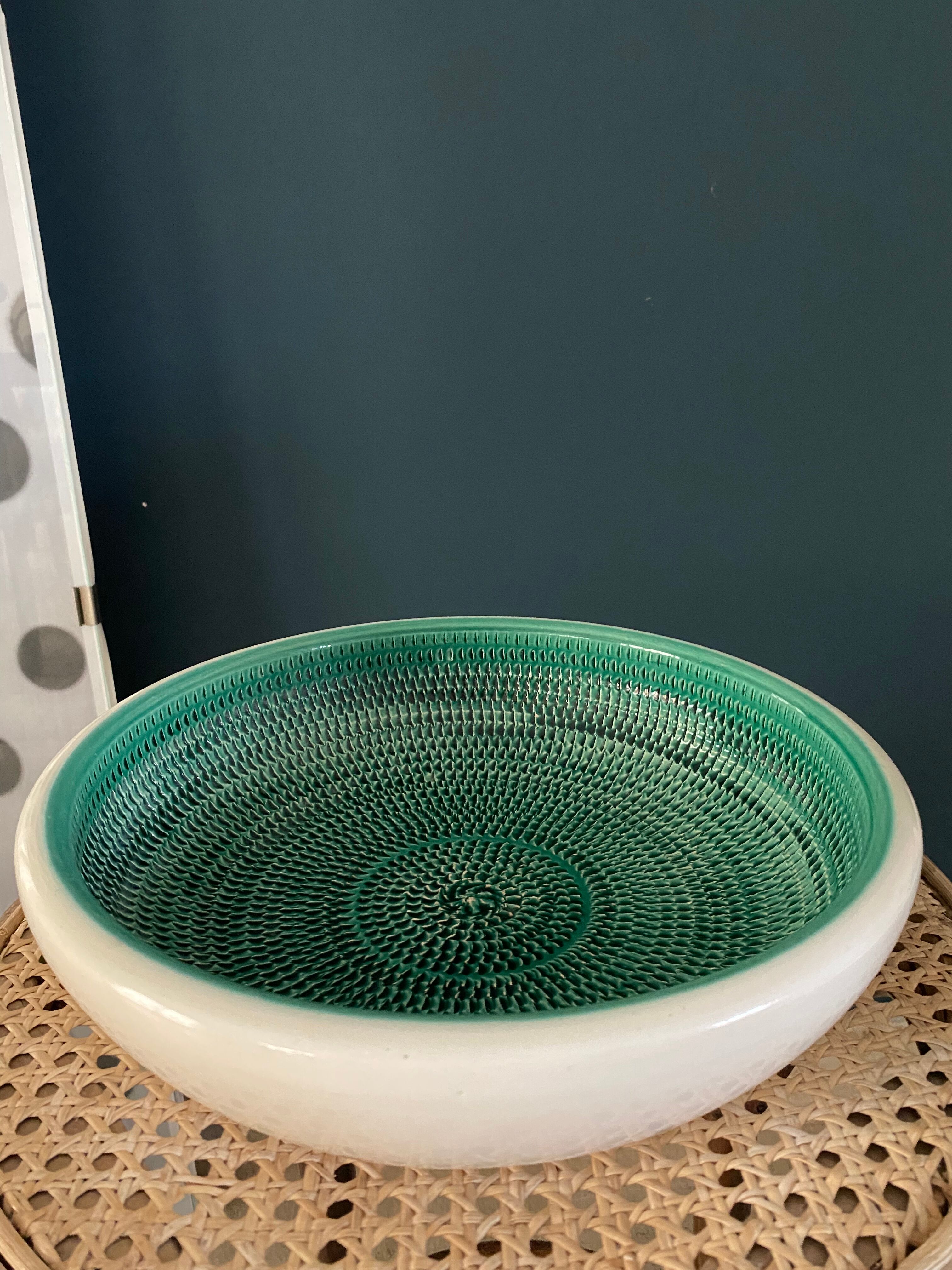 Flat Vercerzam relief