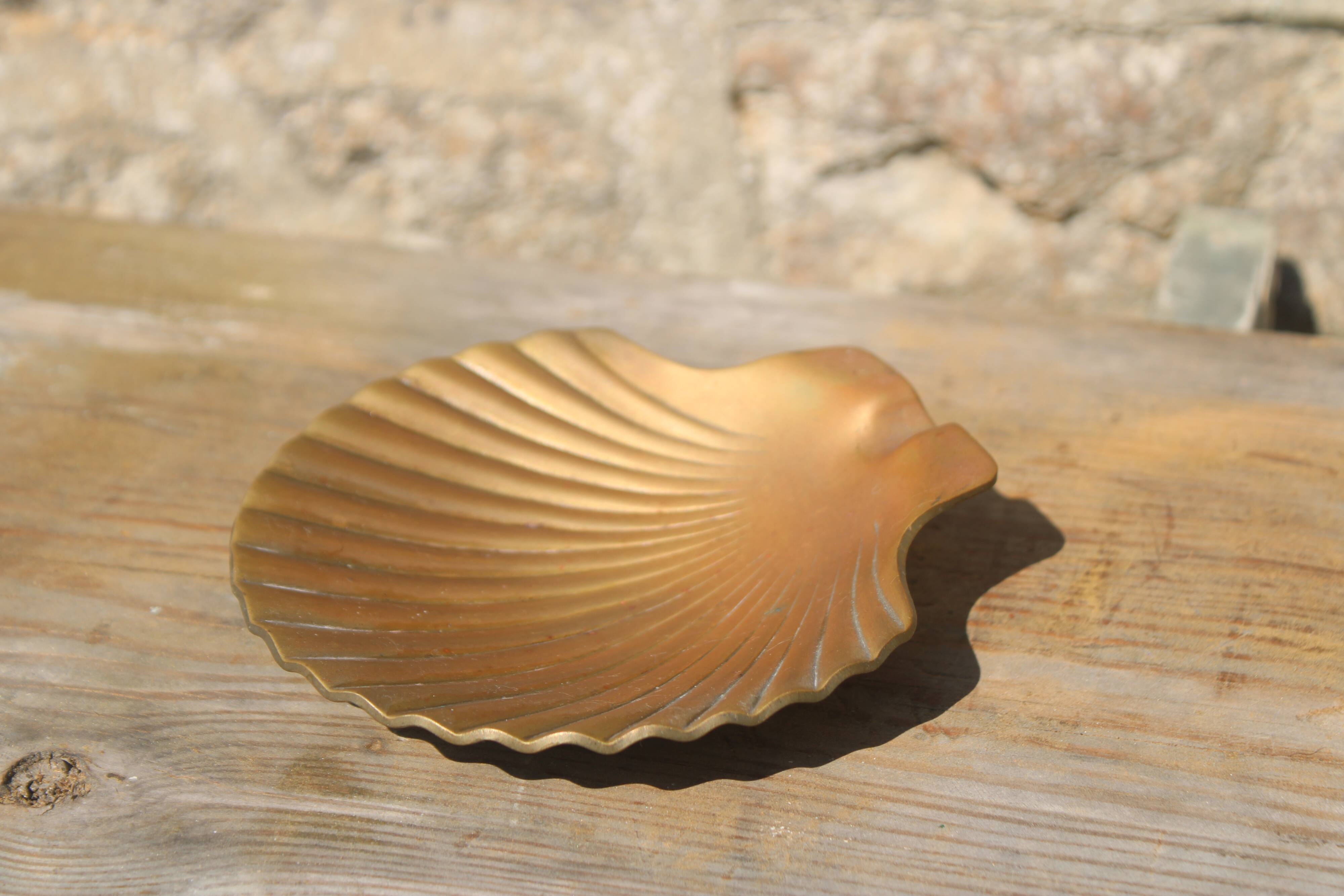Vintage brass shell tray