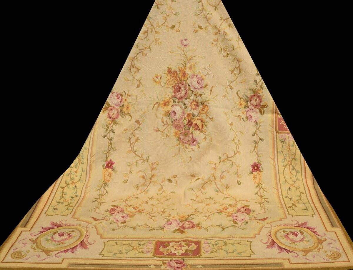 Handmade Aubusson style rug - 180 x 278 cm "Galerie Sardje"