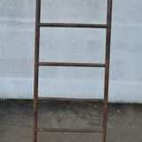 Metal ladder