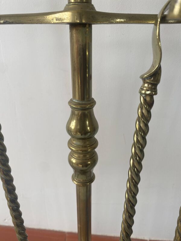 Nécessaire de cheminée