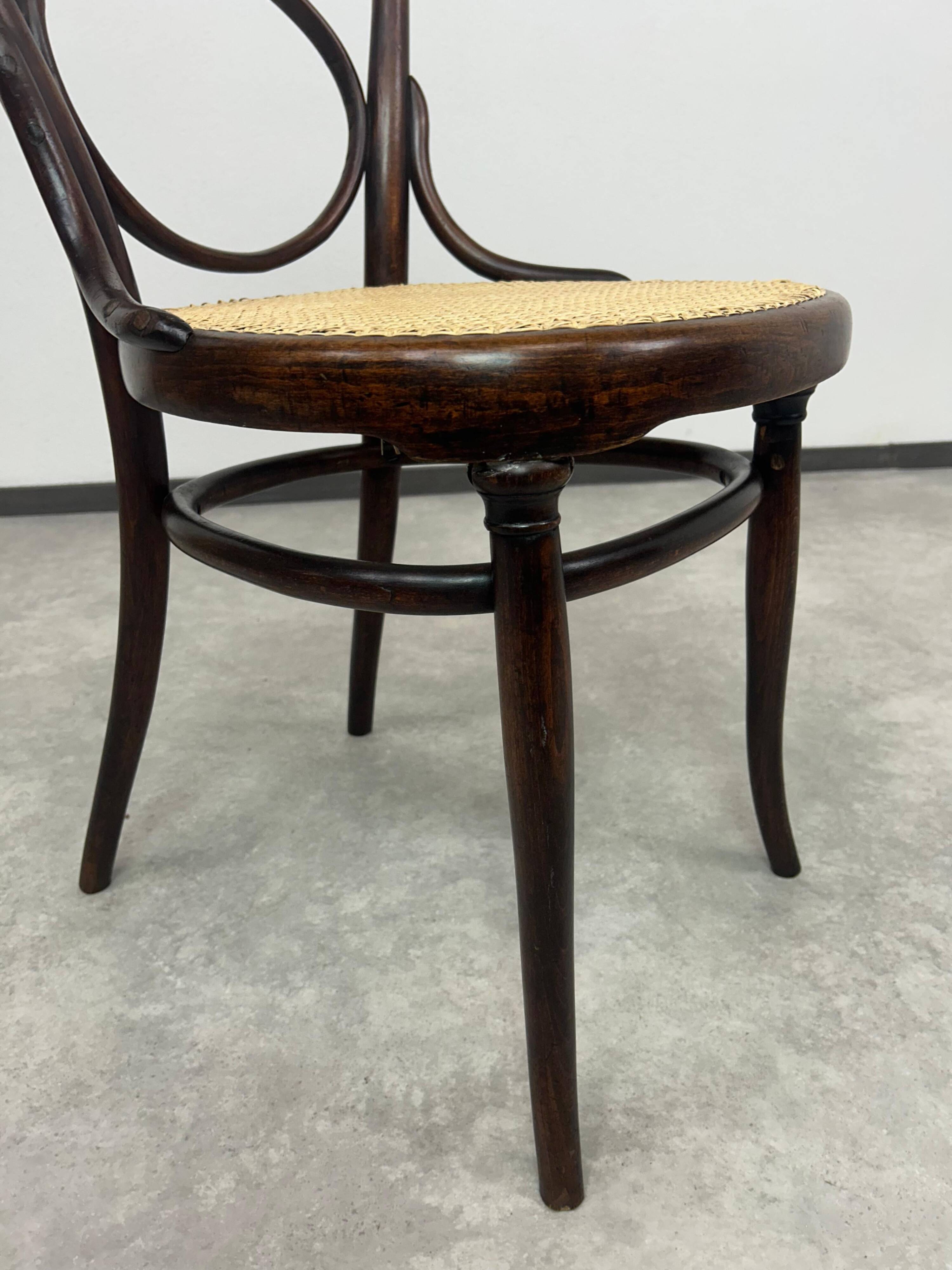 Thonet no.1 dining chair