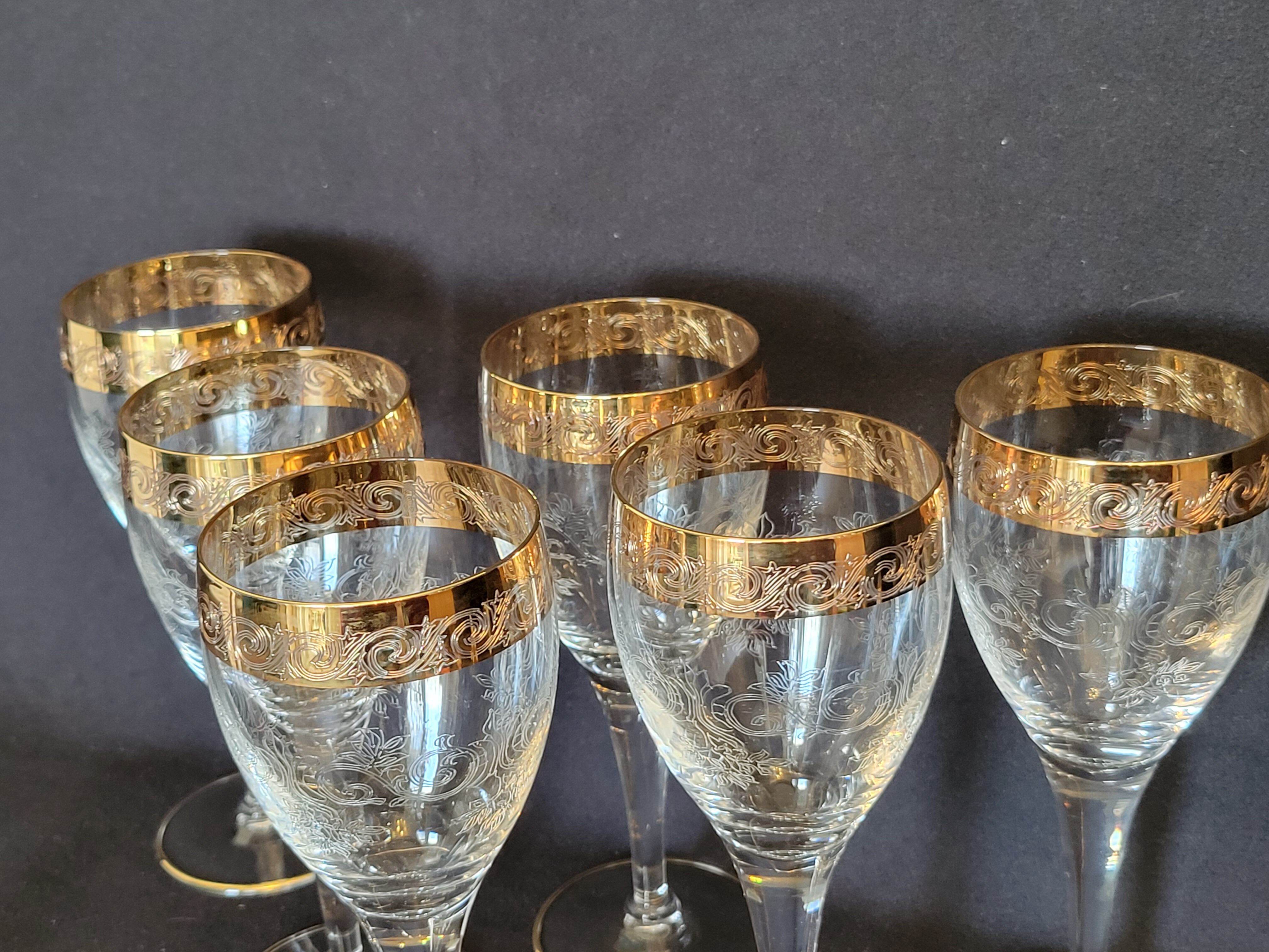 6 old wine glasses in engraved crystal and gold