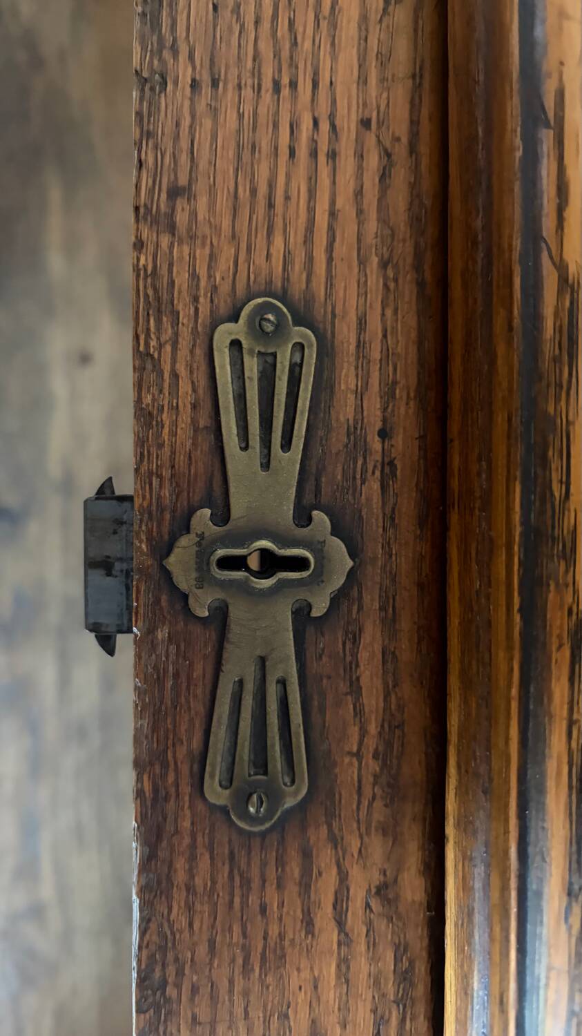 Old American office Delaunay