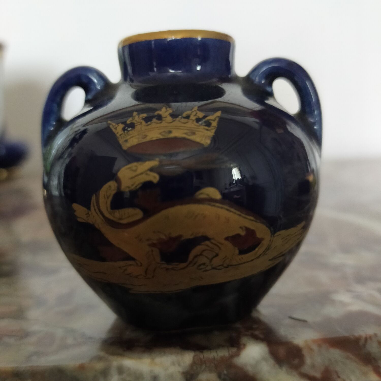 Small earthenware vase, Blue of Tours