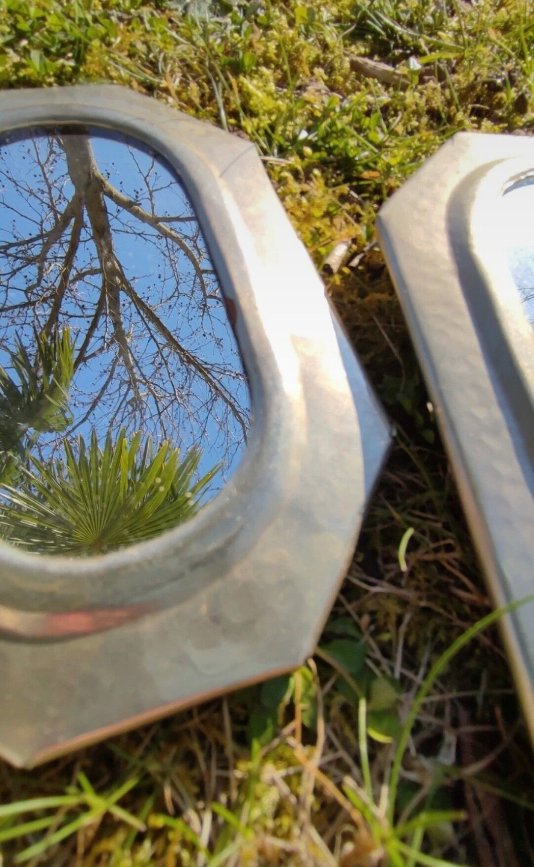 Duo de miroirs en métal argenté