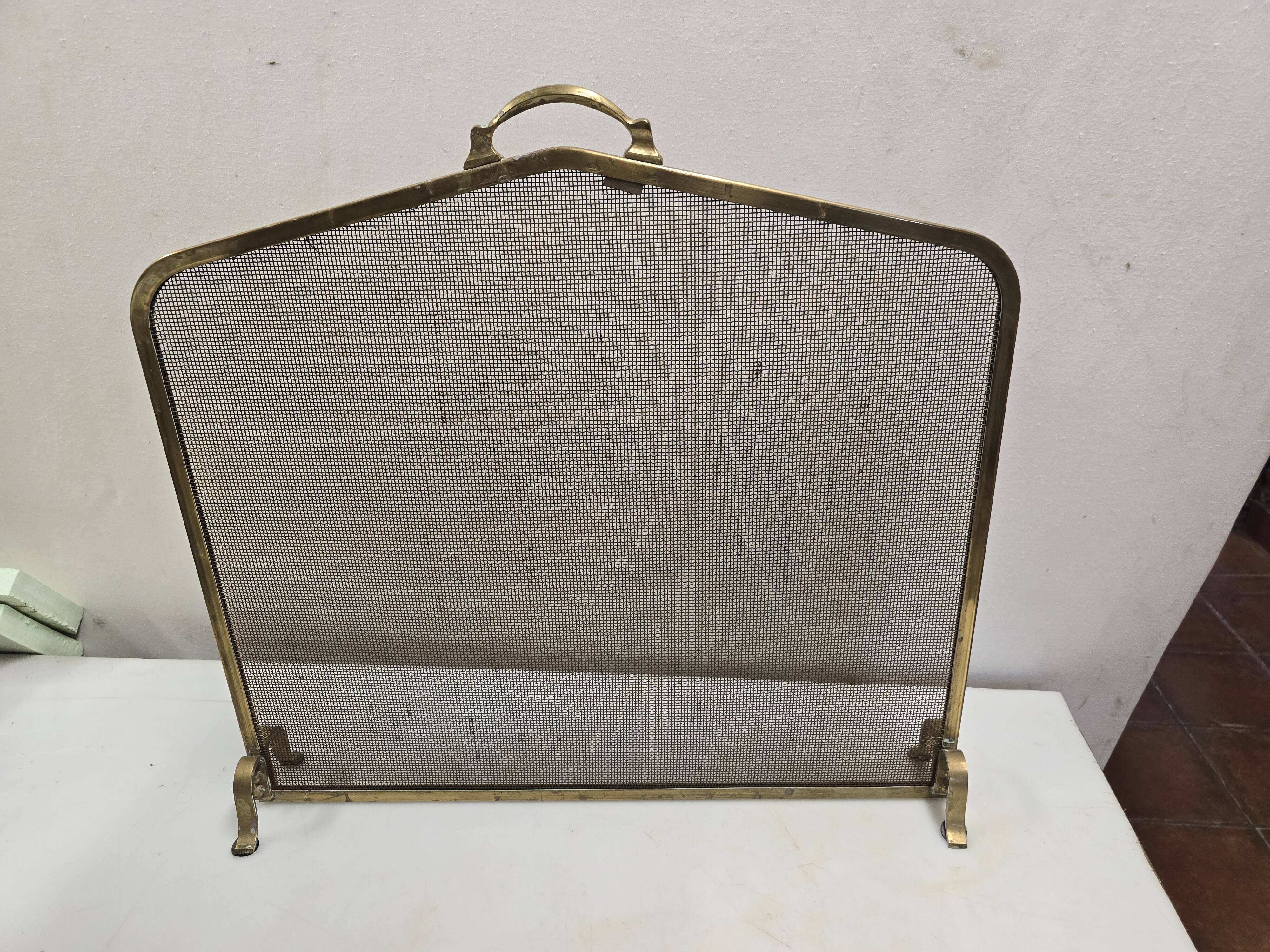 Brass fire screen