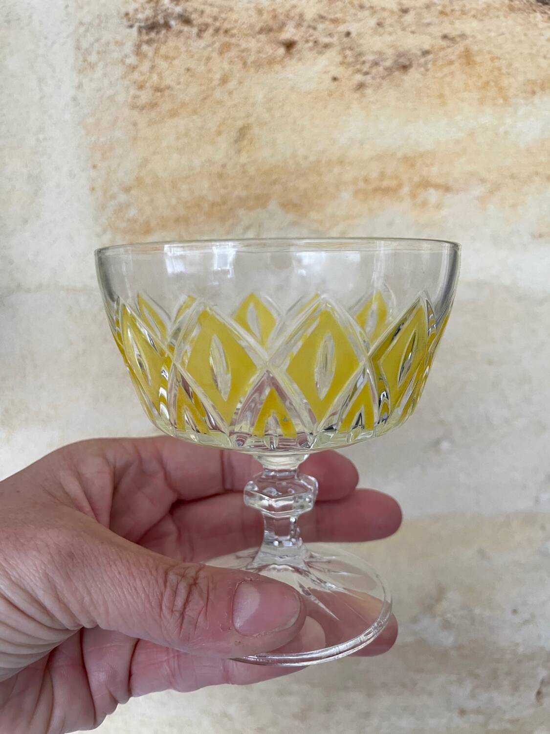 6 Harlequin champagne coupes VMC Reims