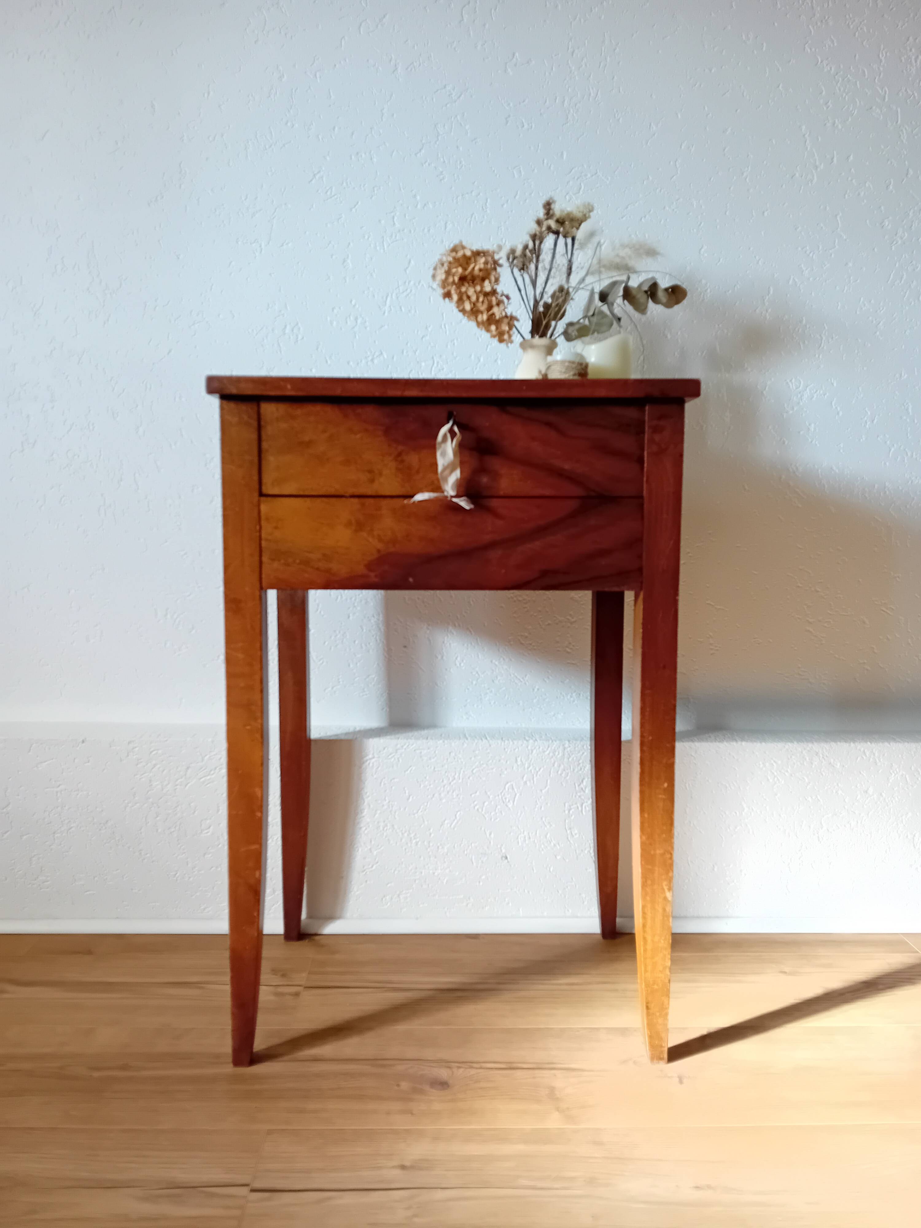 Dressing table