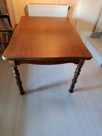 Wooden table with extensions – curved edge & turned legs