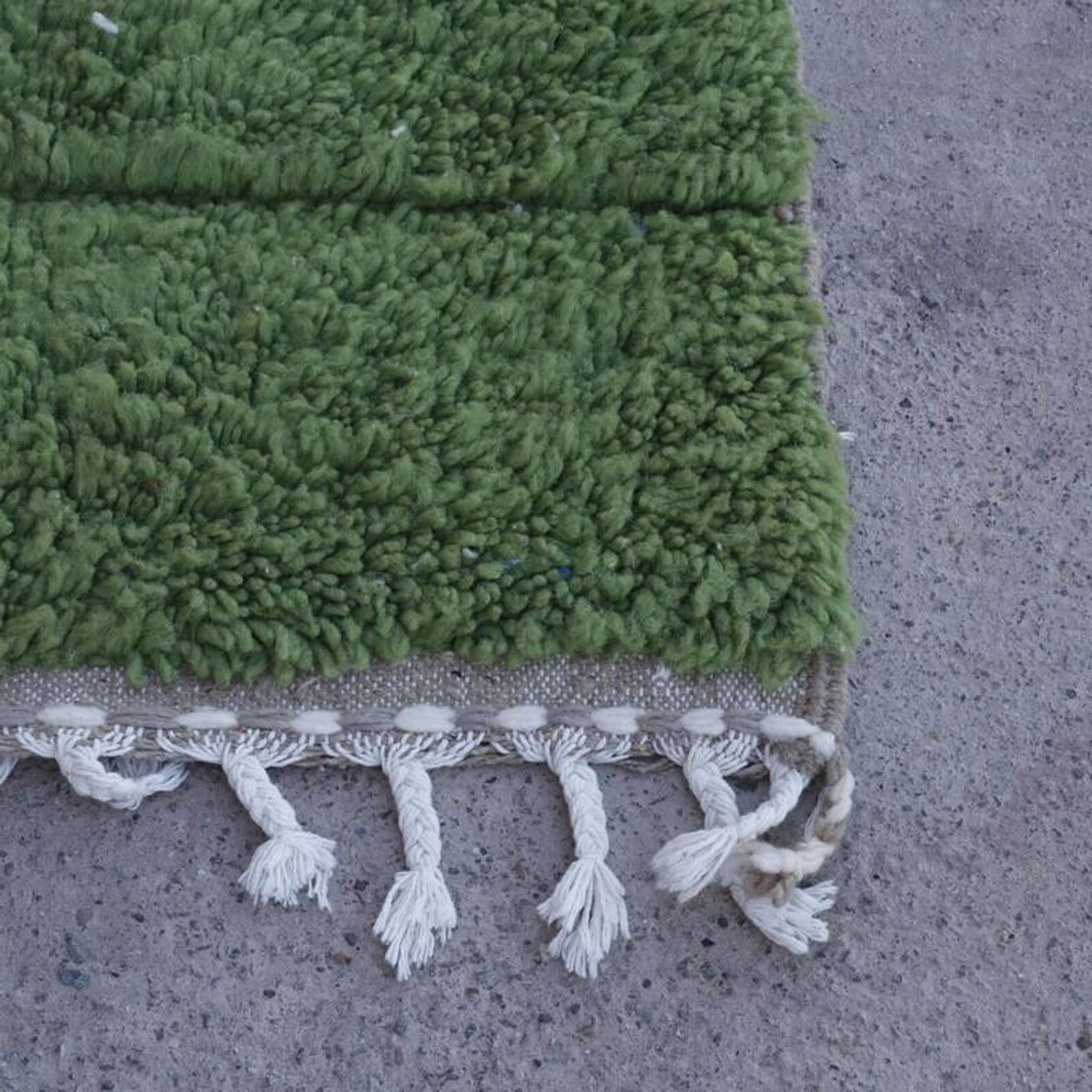 Moroccan Berber rug 250cm x 150cm