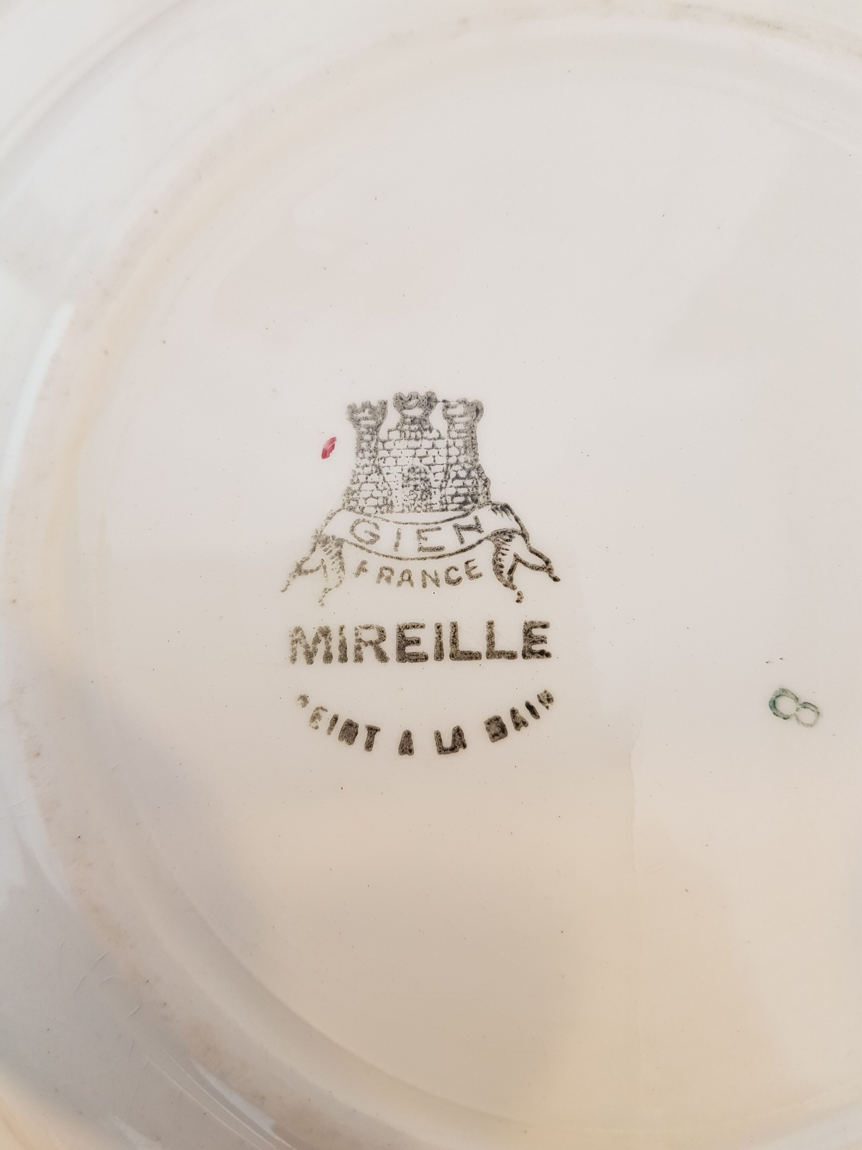 Plat semi creux de la faïencerie de Gien service Mireille