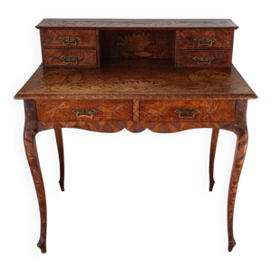 Secrétaire à gradins