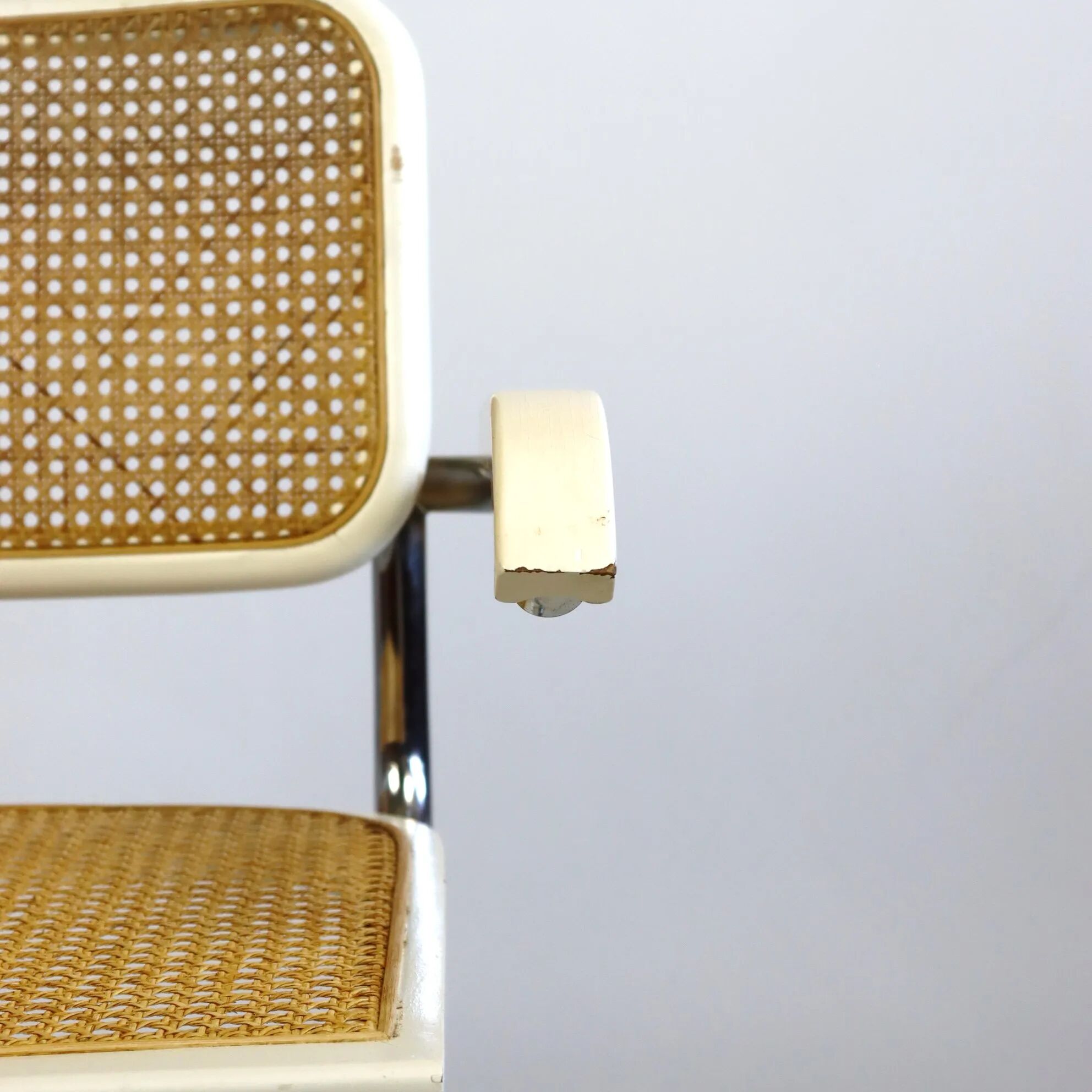 White B64 chair