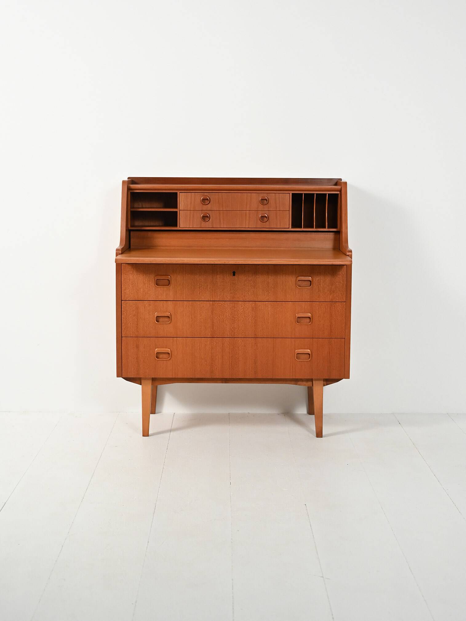Secrétaire scandinave avec étagère escamotable, années 1960
