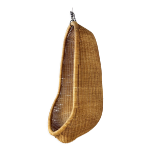 Chaise oeuf suspendue
