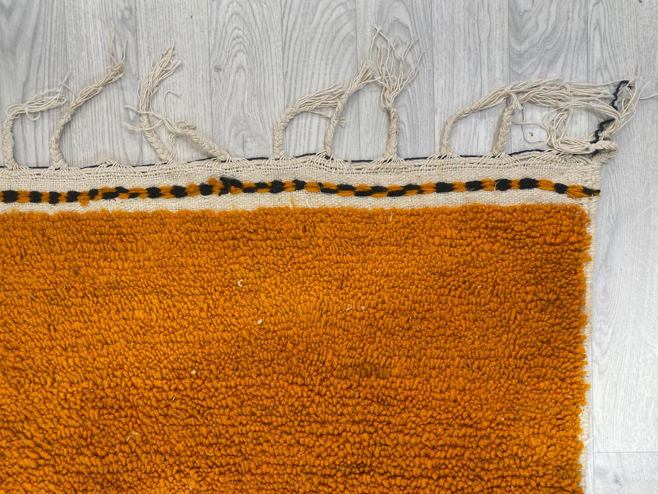Handmade Moroccan Berber rug 276 x 183 CM