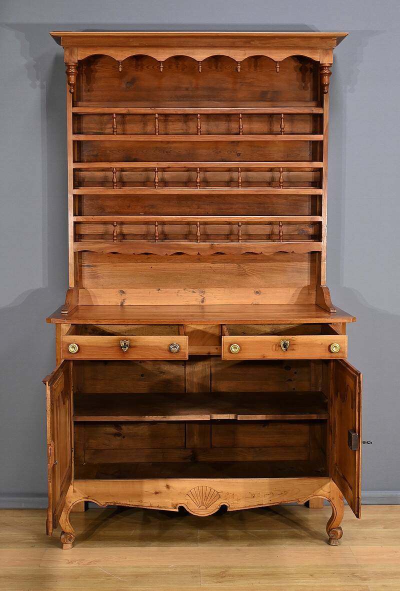 Louis XV style blond cherry wood sideboard – mid-19th century