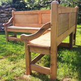 Corner bench