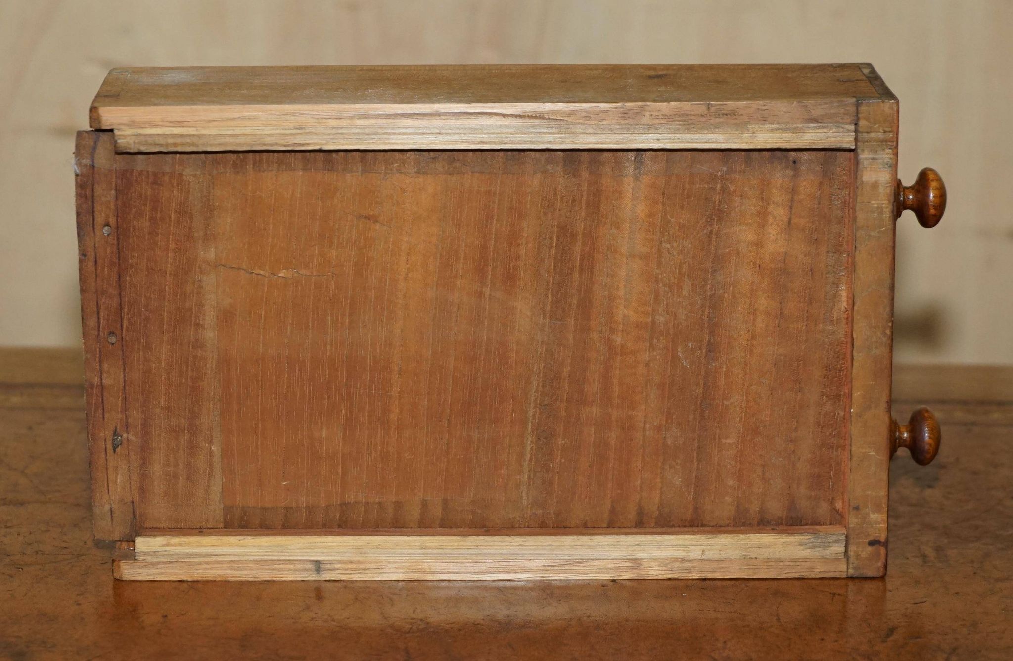 Bureau victorien en chêne miel avec cuir teint à la main