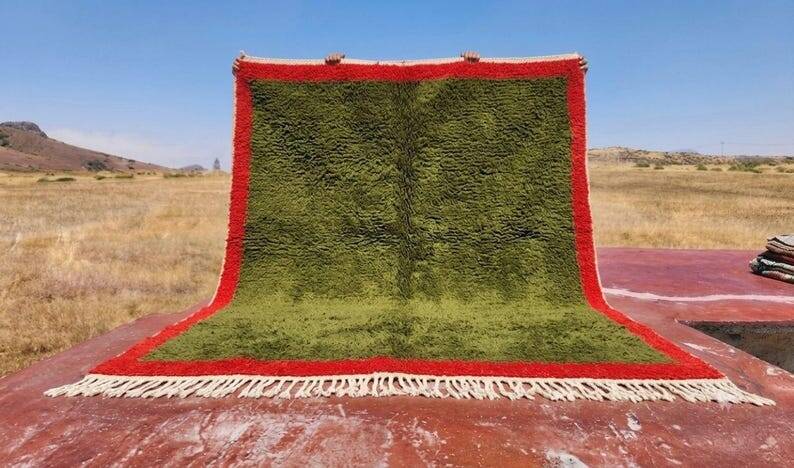 Moroccan Berber rug in green and red 300x200 cm – handmade rug