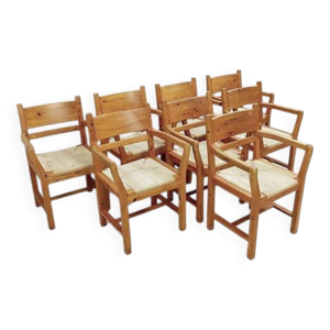 ensemble de huit chaises