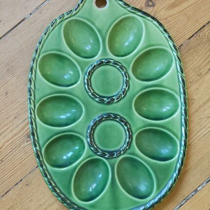 Vintage green relief majolica egg dish - 1960s