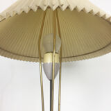 Table lamp modernist original with base metal, Italy 1960