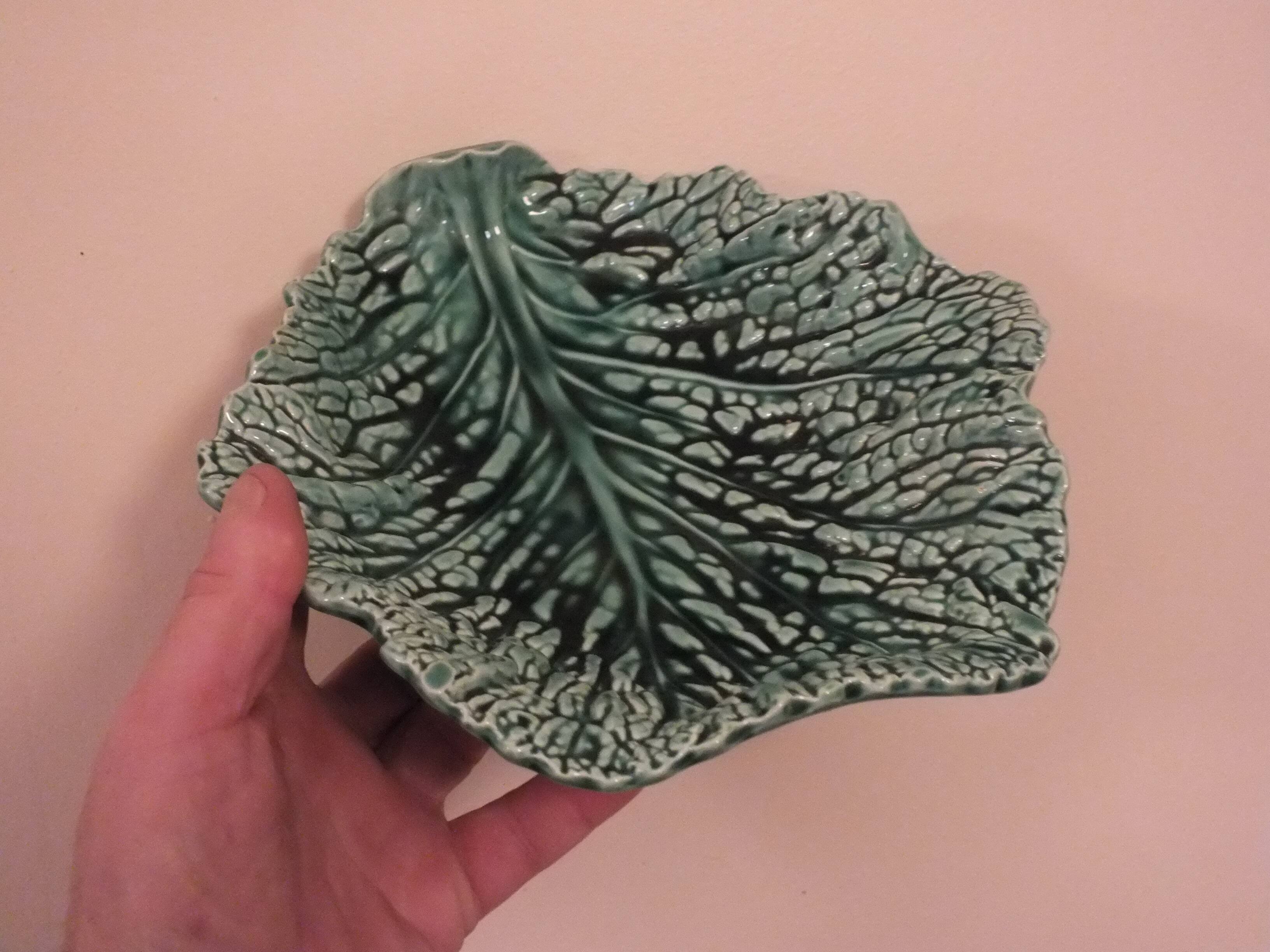 Duo dish dish in Sarreguemines cabbage leaf slip