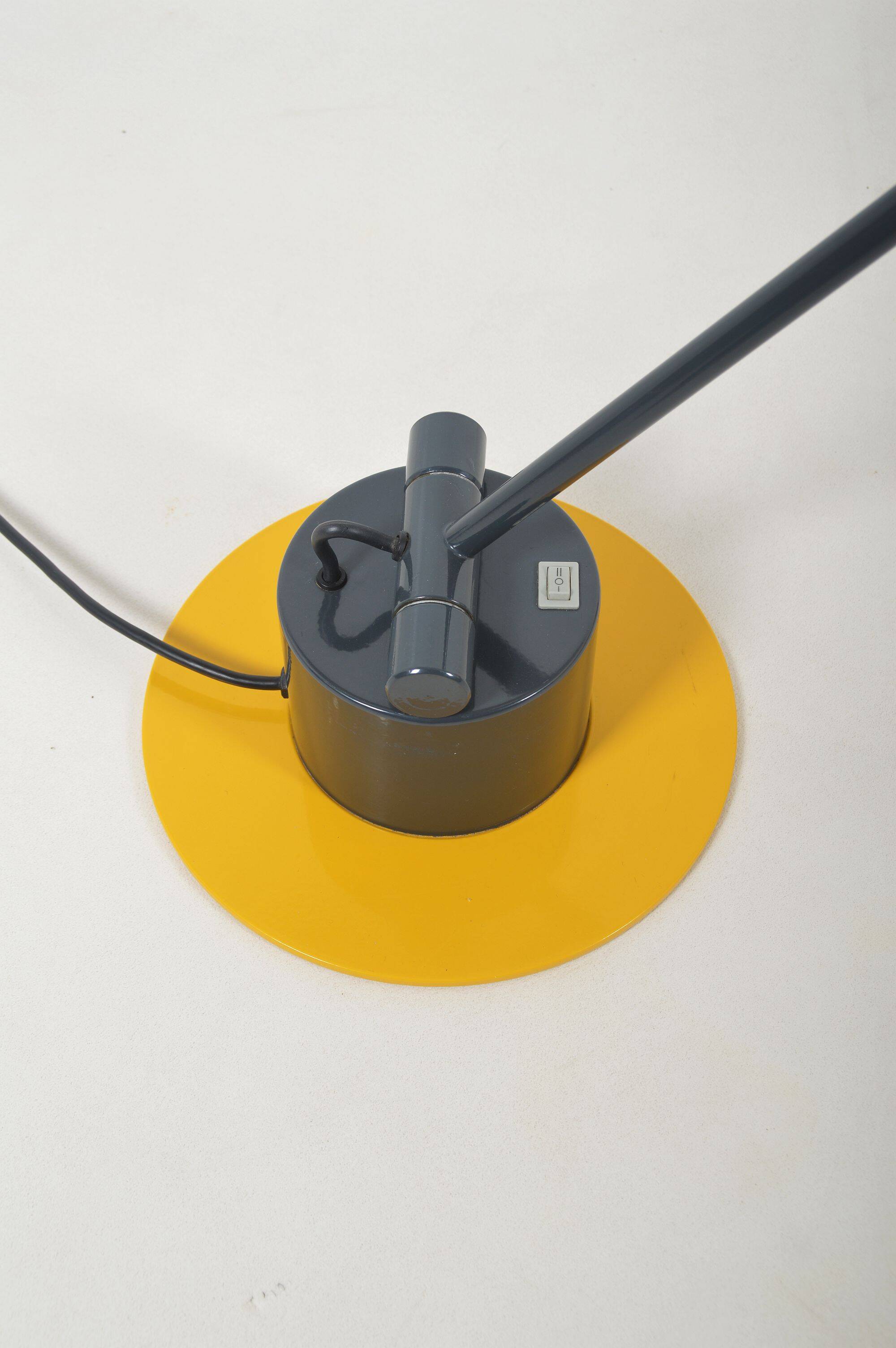 Aero lamp designed by Ettore Sottsass for Bieffeplast, 1980s