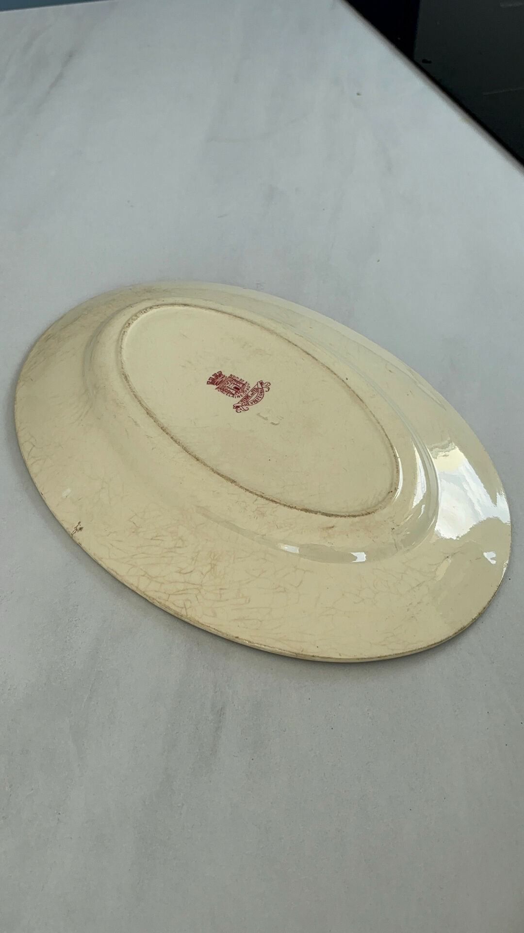 Oval plate, red iron earth, Gien honeysuckle model - antique earthenware