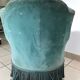 Fauteuil crapaud bleu canard en velours