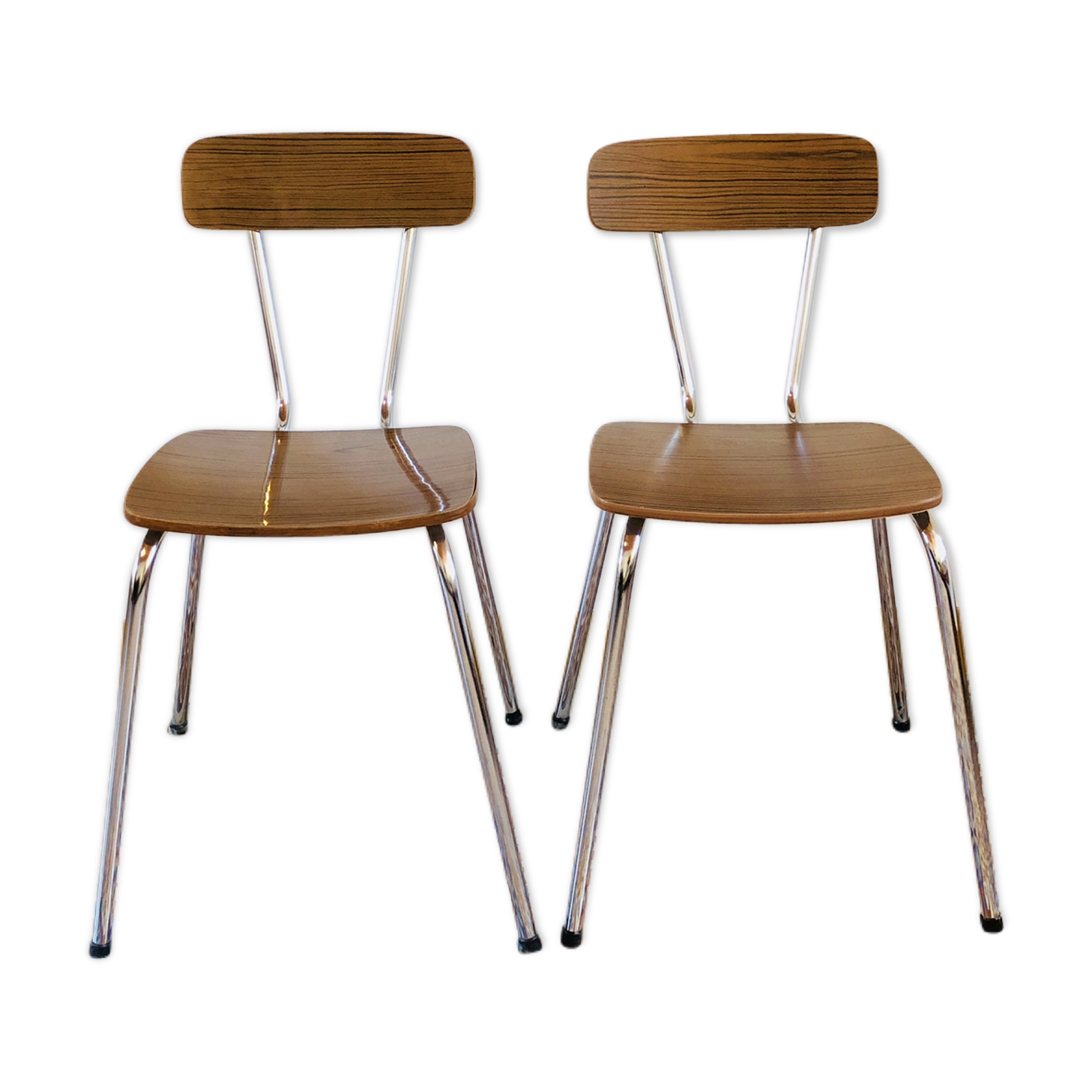 Pair of chairs in formica