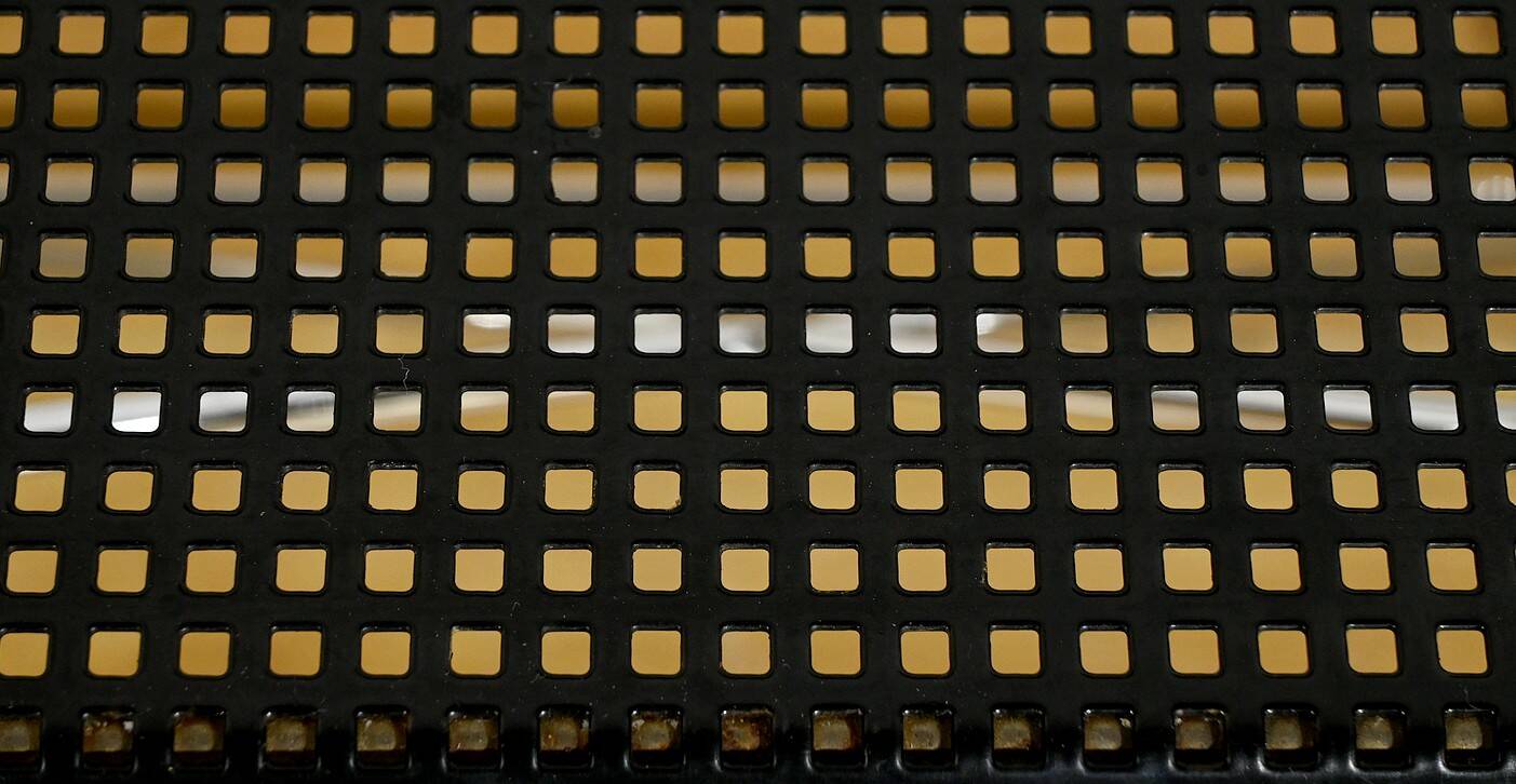 Suite of 5 Nuova X Line Omli Chairs for Magis, by Niels Joergen Haugesen – 1980