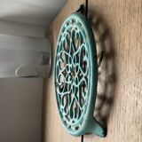 Under the flat mint blue cast