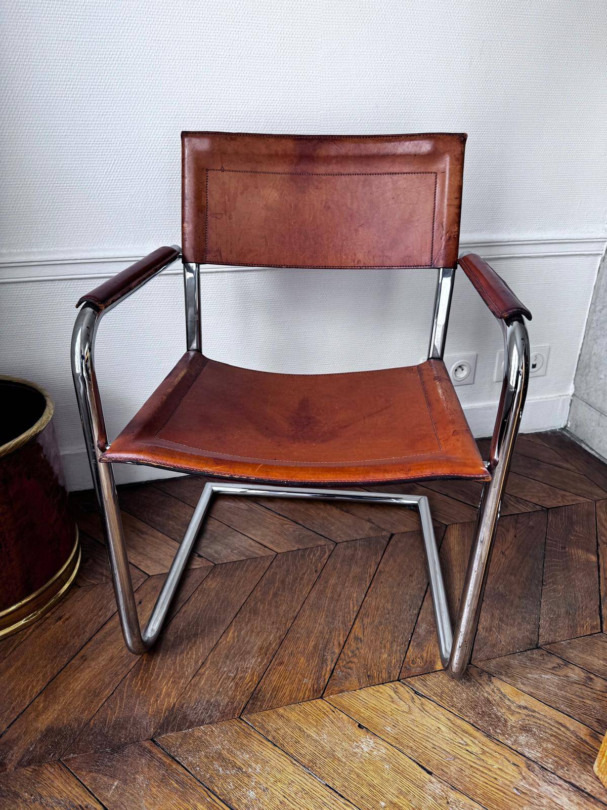 4 Matteo Grassi cantilever chairs in cognac leather