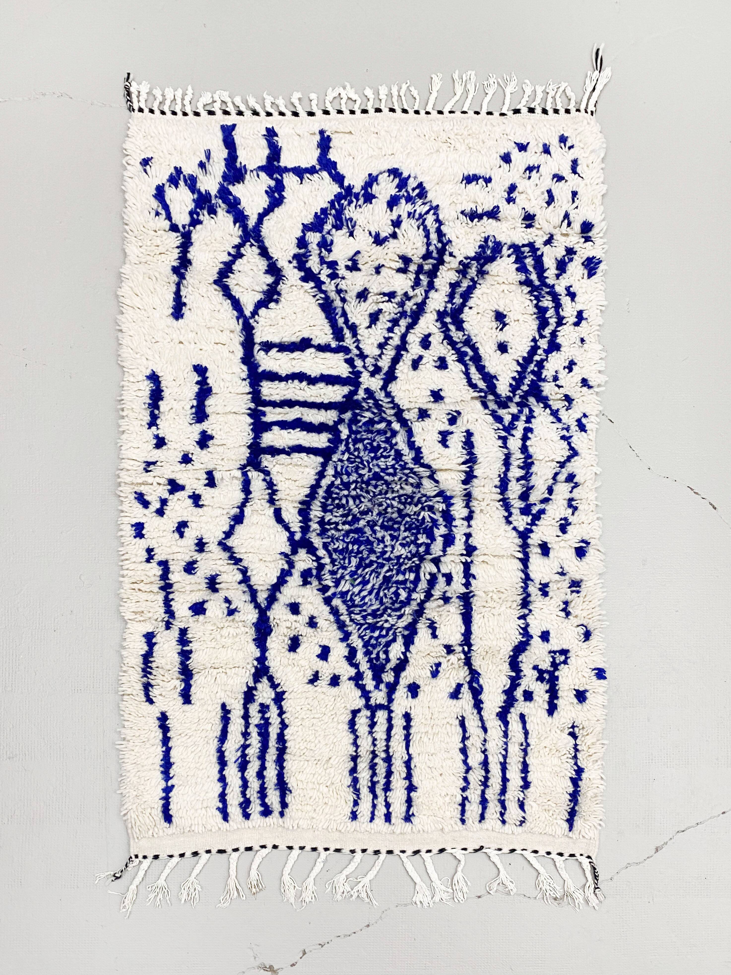 Azilal Moroccan Berber rug with majorelle blue patterns 1.50x0.93m