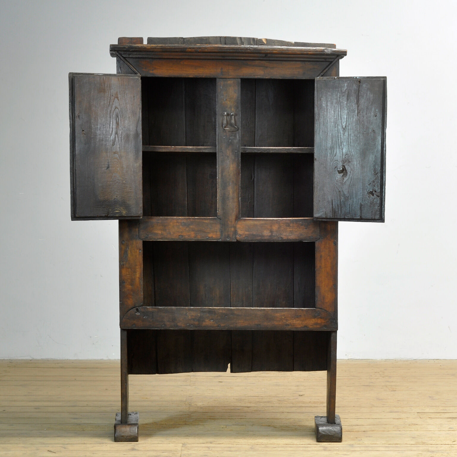 Spanish oak cabinet, circa 1800