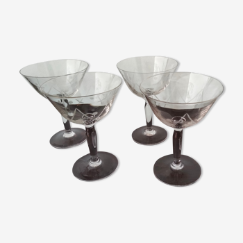 4 champagne glasses in engraved crystal
