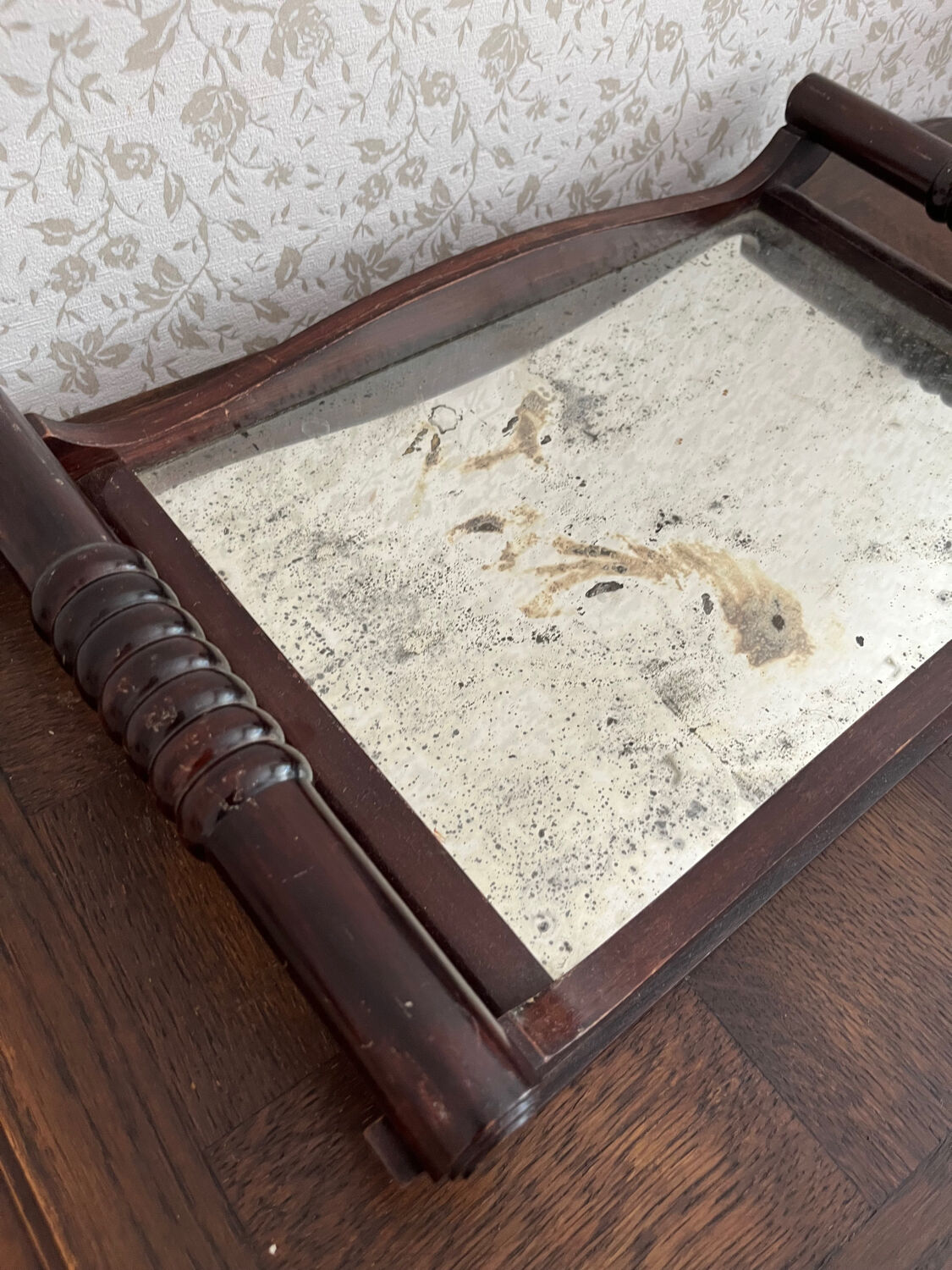 Miroir bois et verre piqué