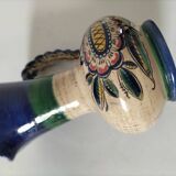 Pichet en faïence à décor floral, années 1950-1970