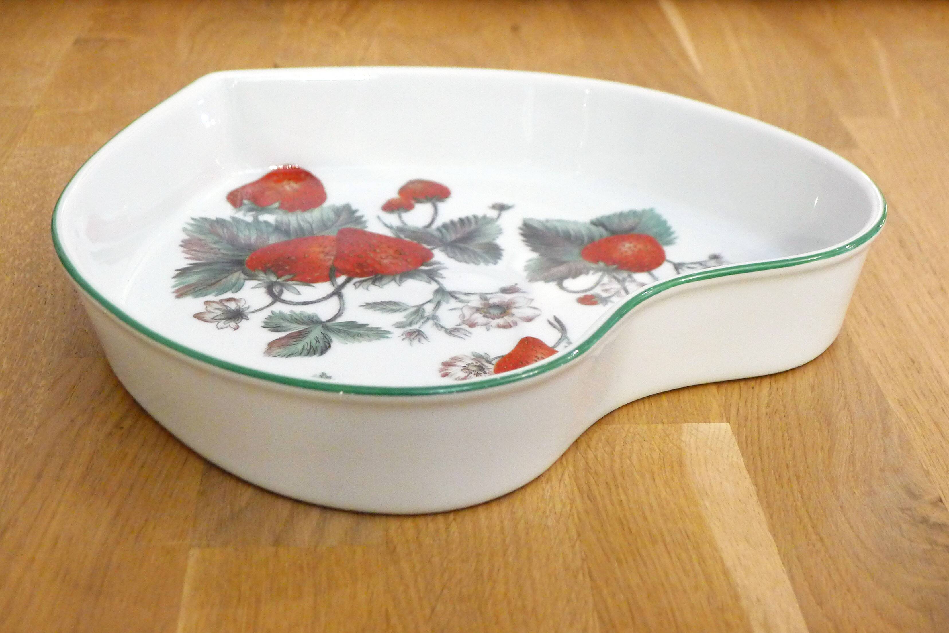 Heart & Strawberry Dish