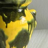 Petit vase en céramique, couleurs jaune et vert, design artistique,