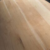 Round table central piece in cherry tree