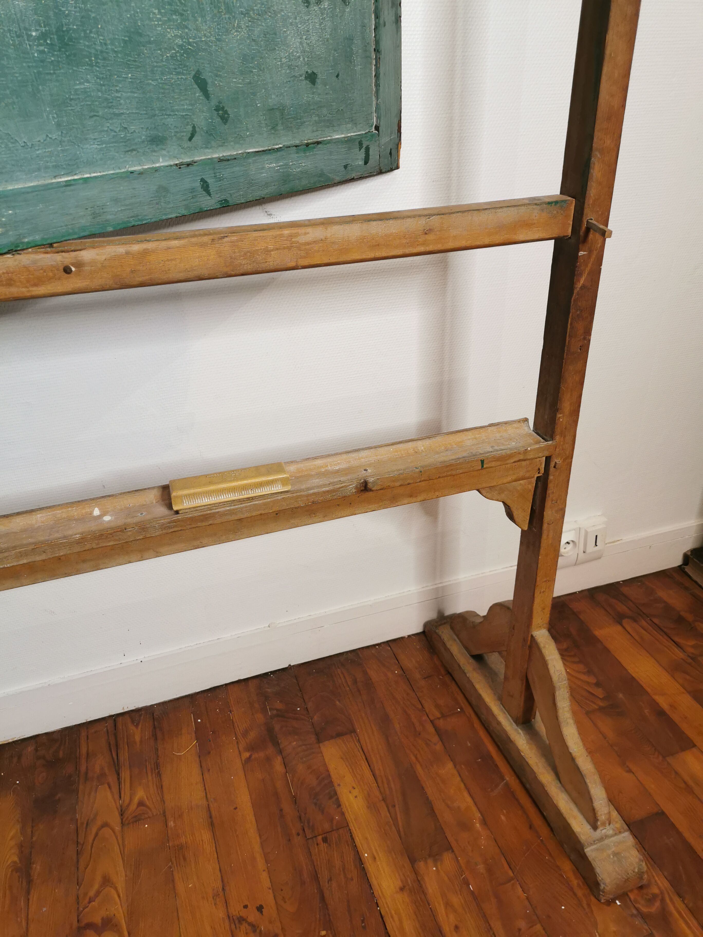 Old swivel school board