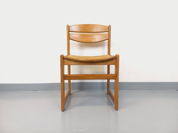 Chaise traîneau vintage en bois de hêtre et cannage des années 70 80